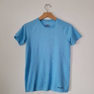 Patagonia Women’s XS Blue Athletic Performance Tee Short Sleeve Running Yoga Top